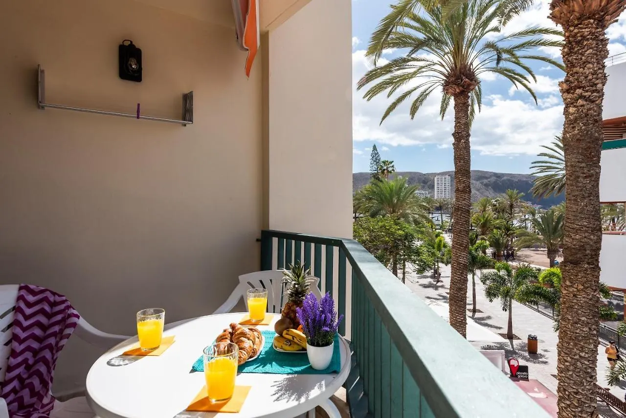 211 Los Cristianos First Sea Line, Swimming Pool Apartment