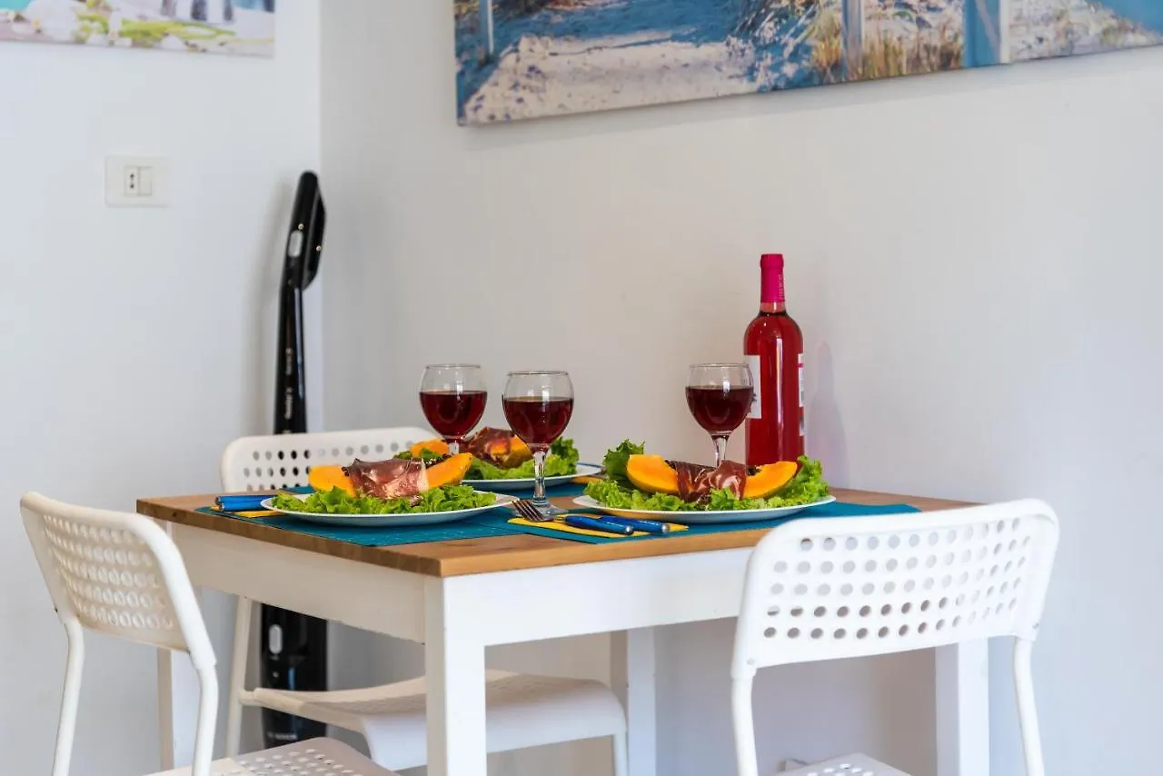 211 Los Cristianos First Sea Line, Swimming Pool Apartment